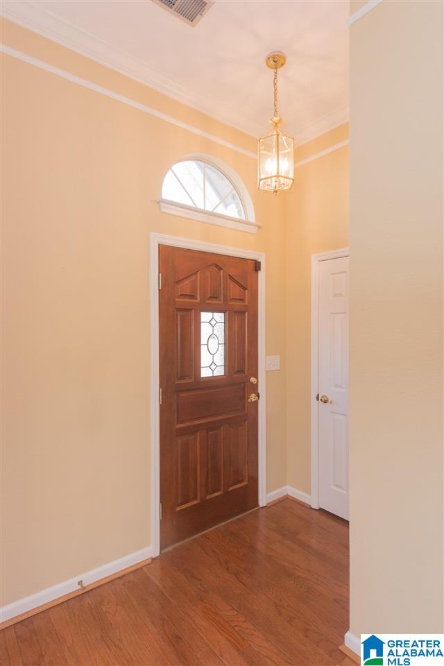 127 Stratford Circle Pelham, AL 35124 - Photo 5 of 38