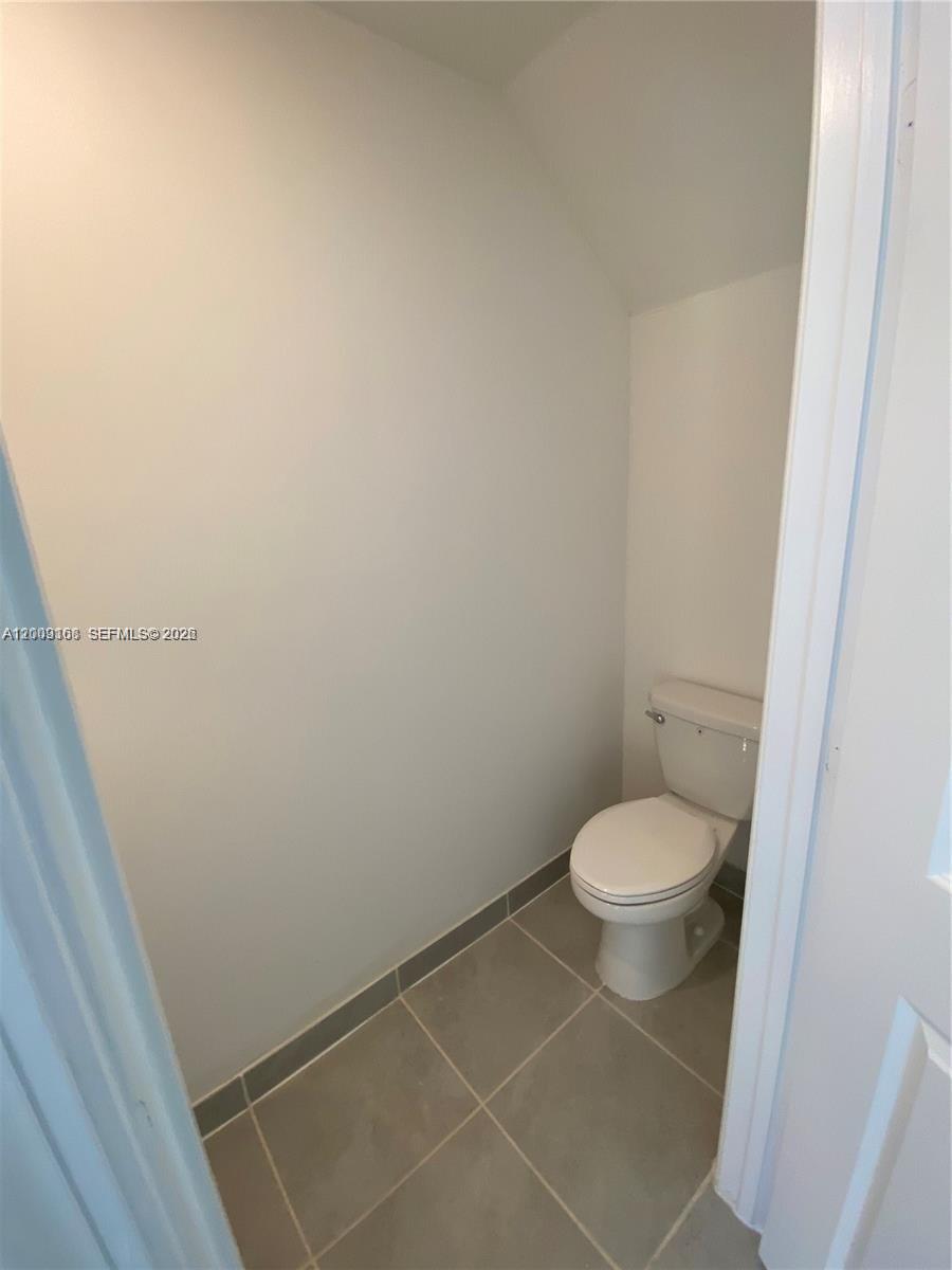 28729 Southwest 132nd Place, Unit 28729 Homestead, FL 33033 - Photo 12 of 30