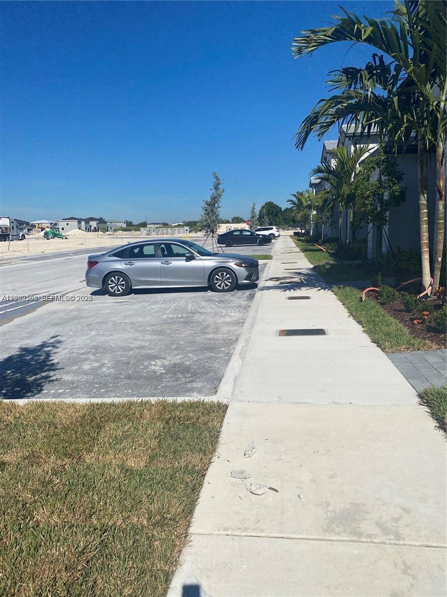 28729 Southwest 132nd Place, Unit 28729 Homestead, FL 33033 - Photo 2 of 30