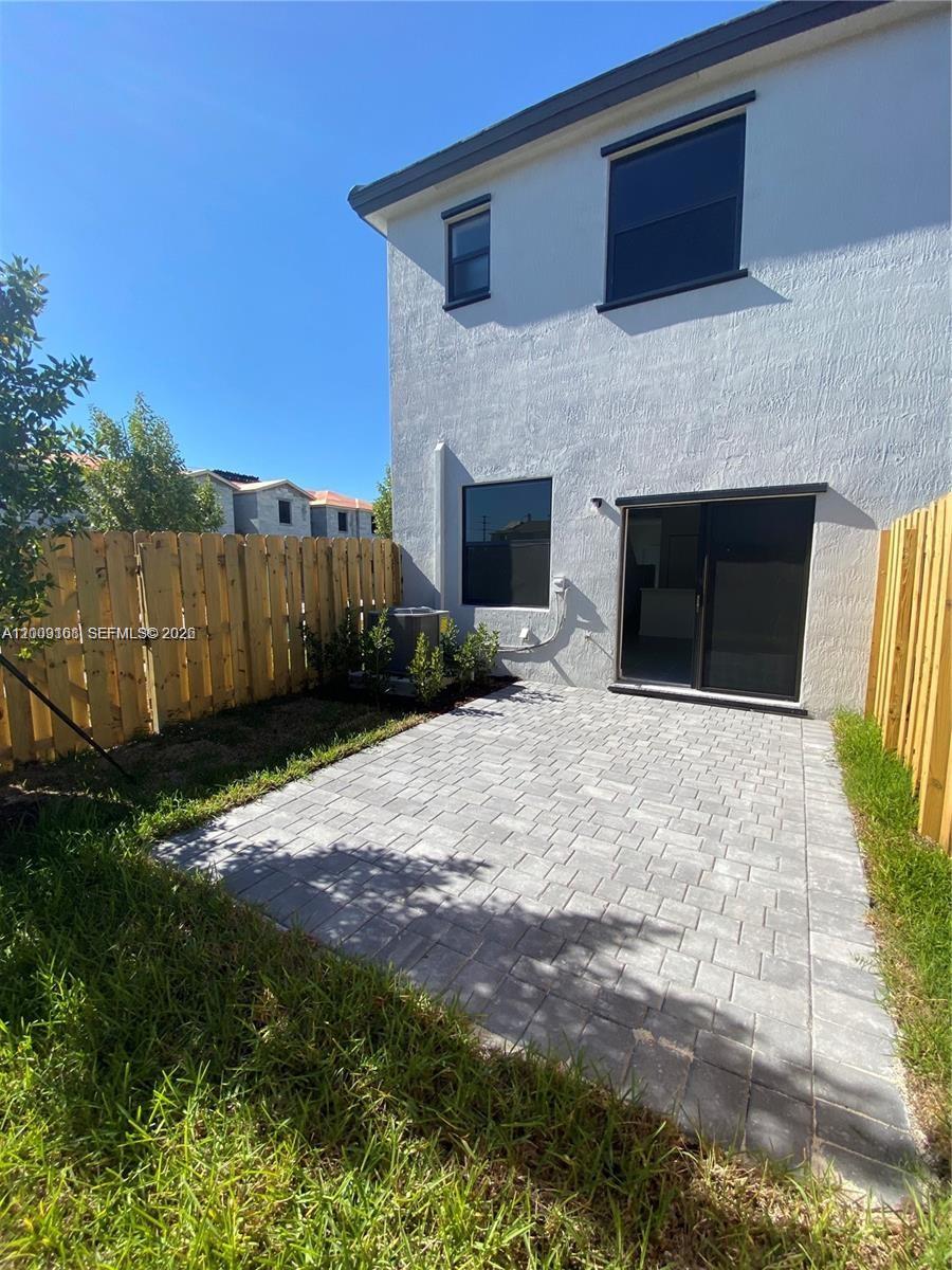 28729 Southwest 132nd Place, Unit 28729 Homestead, FL 33033 - Photo 3 of 30