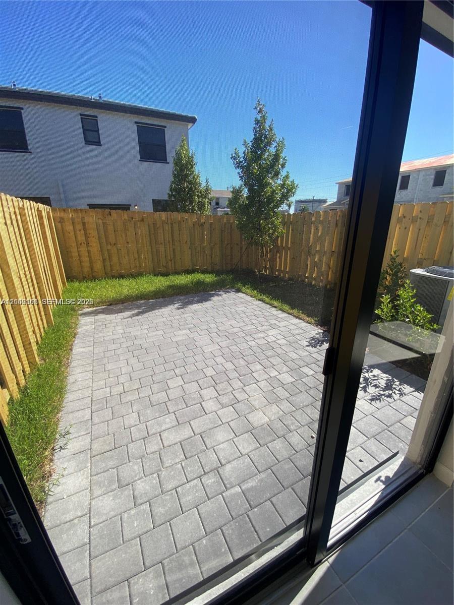 28729 Southwest 132nd Place, Unit 28729 Homestead, FL 33033 - Photo 4 of 30