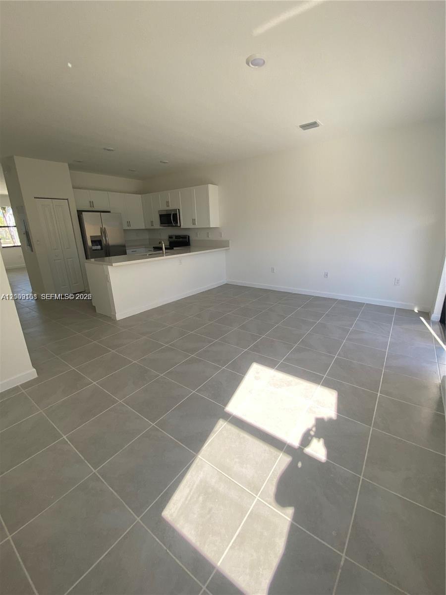 28729 Southwest 132nd Place, Unit 28729 Homestead, FL 33033 - Photo 7 of 30