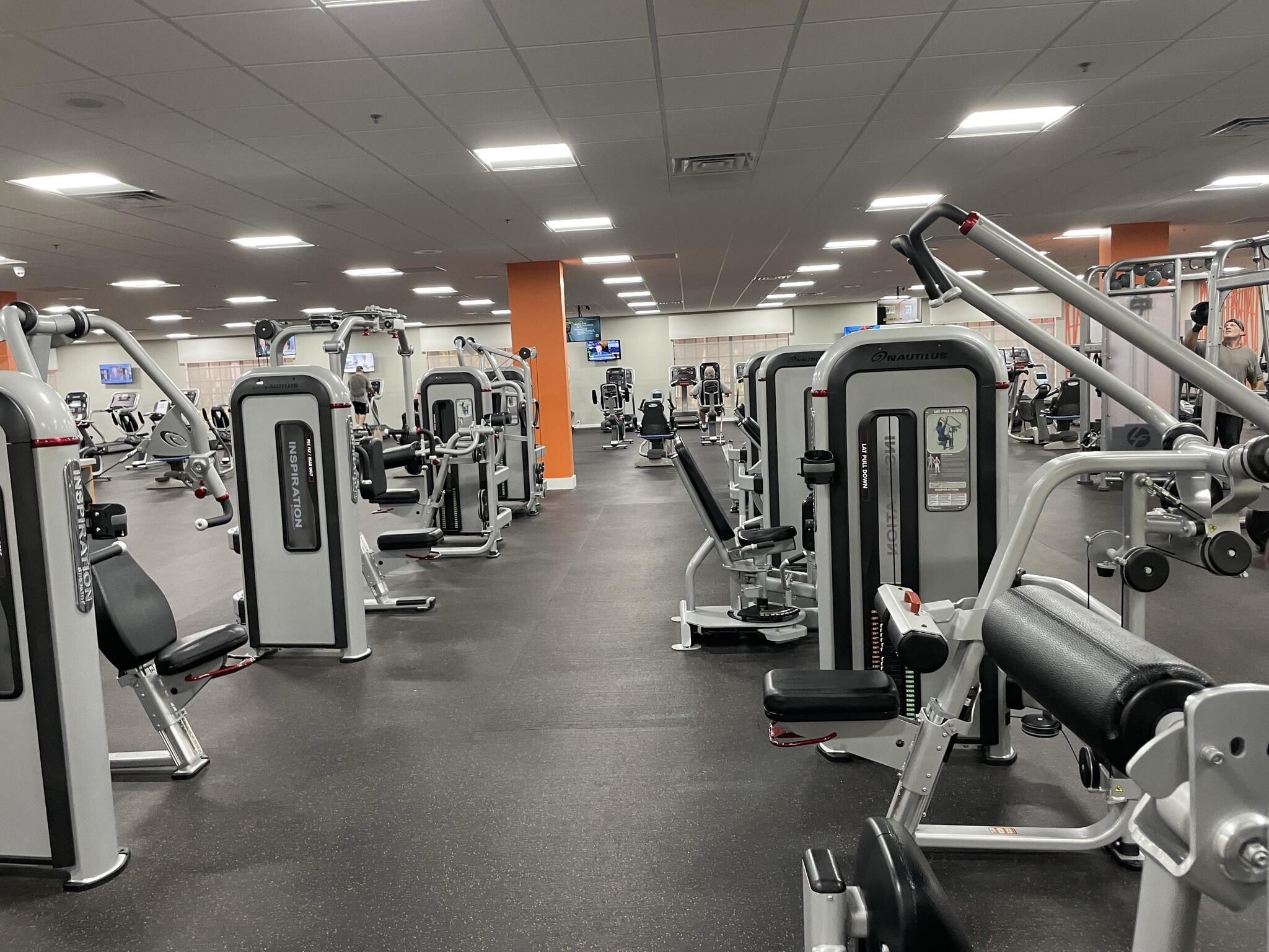 4018 Lincoln A Boca Raton, FL 33434 - Photo 15 of 26 Gym