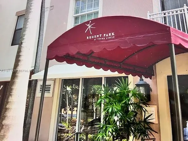 $225,000 | 1900 Van Buren Street, Unit 120B, Hollywood, FL 33020