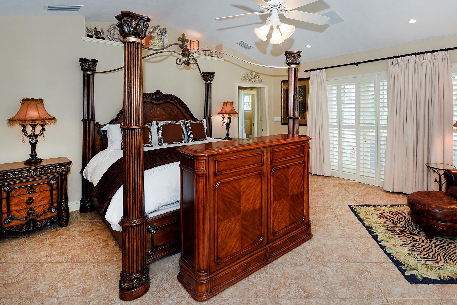 25 Stillwright Way Key Largo, FL 33037 - Photo 8 of 40 Master Suite