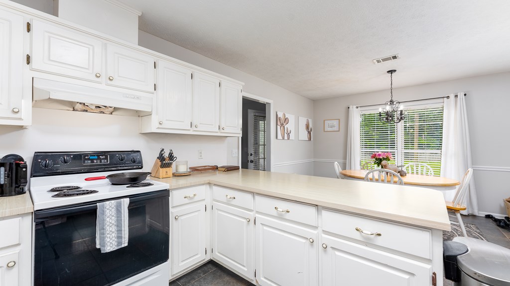 7517 Lloyd Road Columbus, GA 31909 - Photo 8 of 31 Gallery Image 8