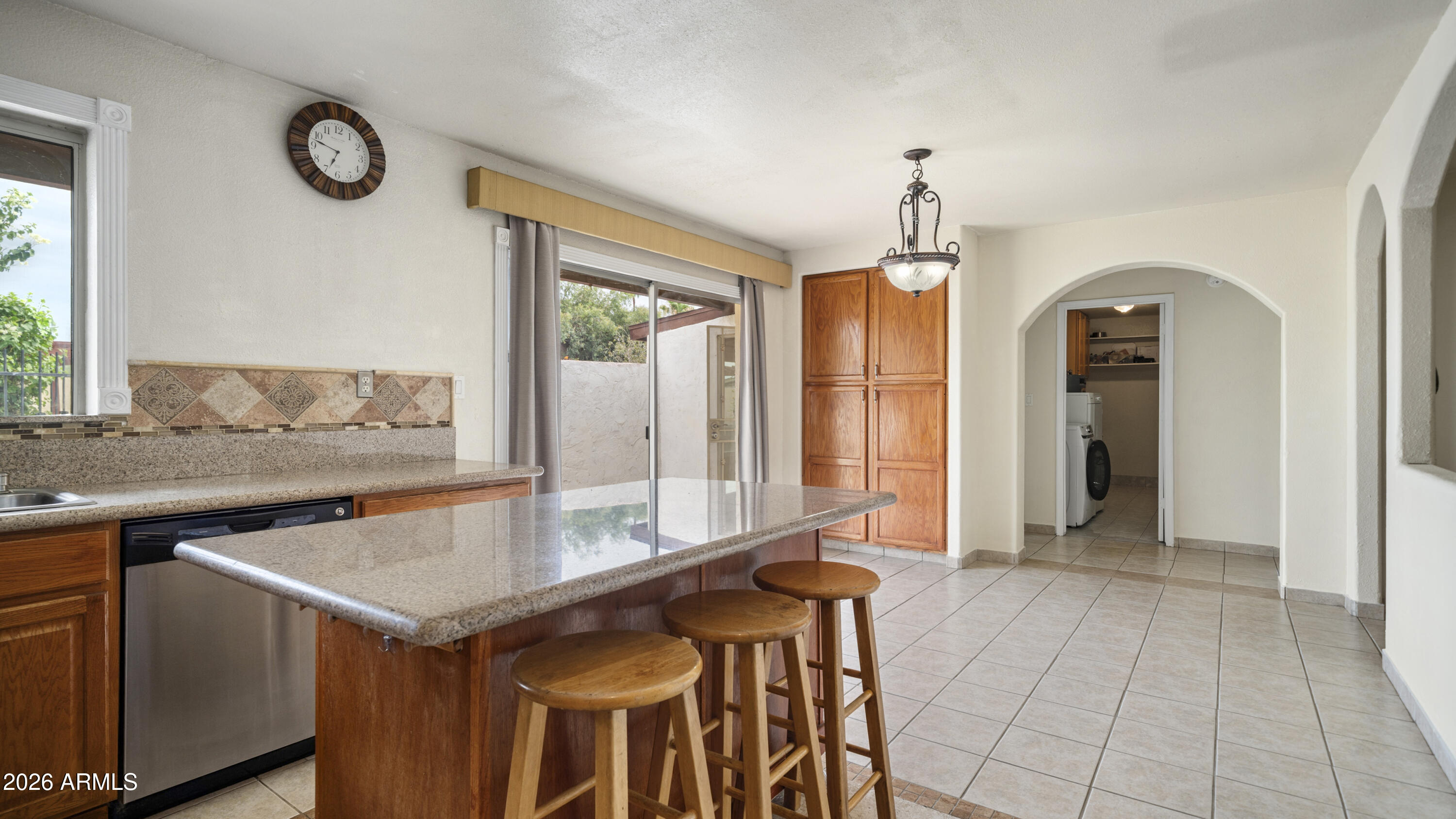 2908 East Cactus Road Phoenix, AZ 85032 - Photo 13 of 40 2908 E Cactus Rd - 8
