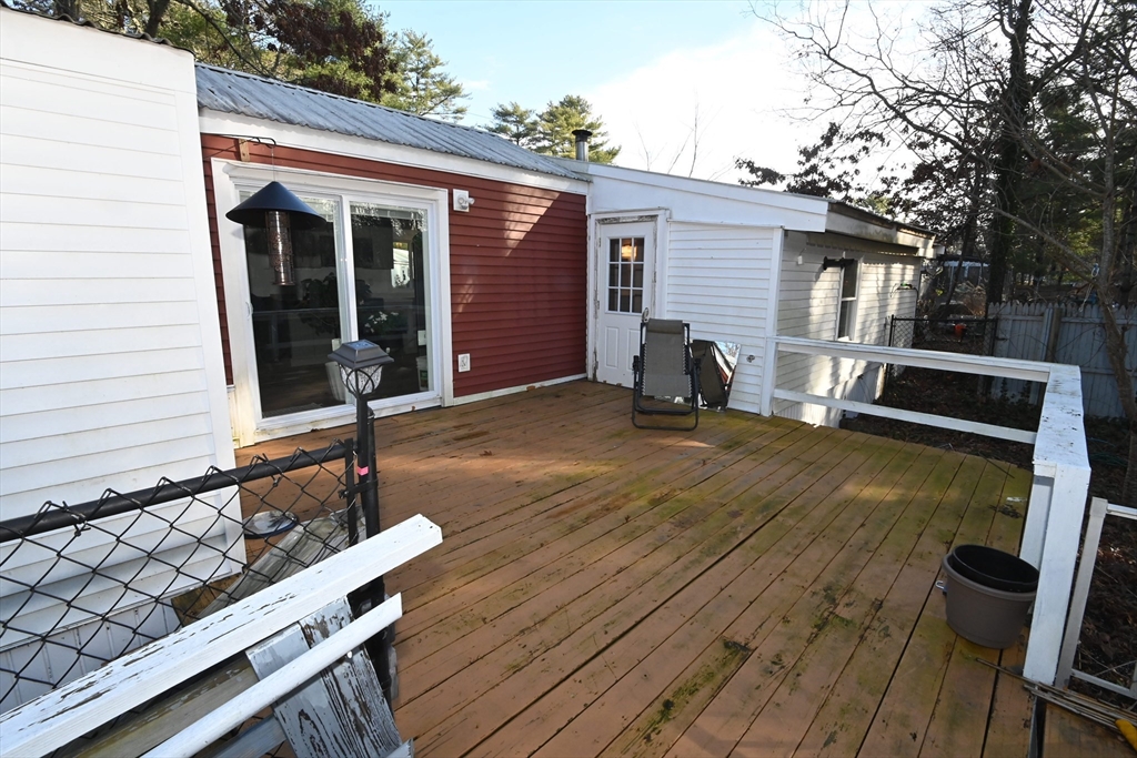 7 Siesta Drive Wareham, MA 02576 - Photo 12 of 12