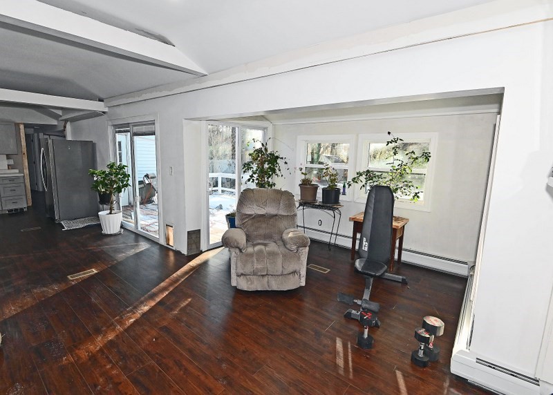 7 Siesta Drive Wareham, MA 02576 - Photo 4 of 12