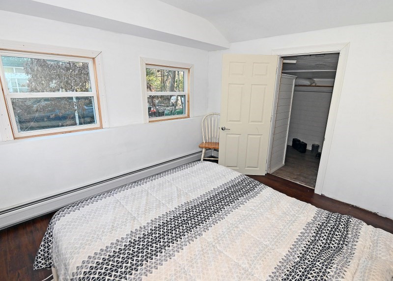 7 Siesta Drive Wareham, MA 02576 - Photo 8 of 12