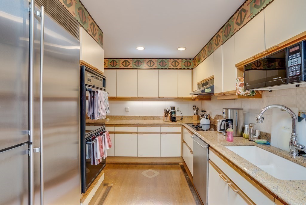 97 Algonquin Road, Unit 97 Newton, MA 02467 - Photo 15 of 36