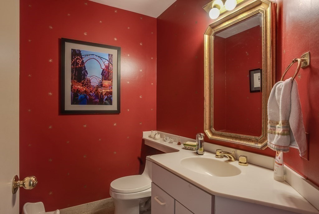 97 Algonquin Road, Unit 97 Newton, MA 02467 - Photo 17 of 36