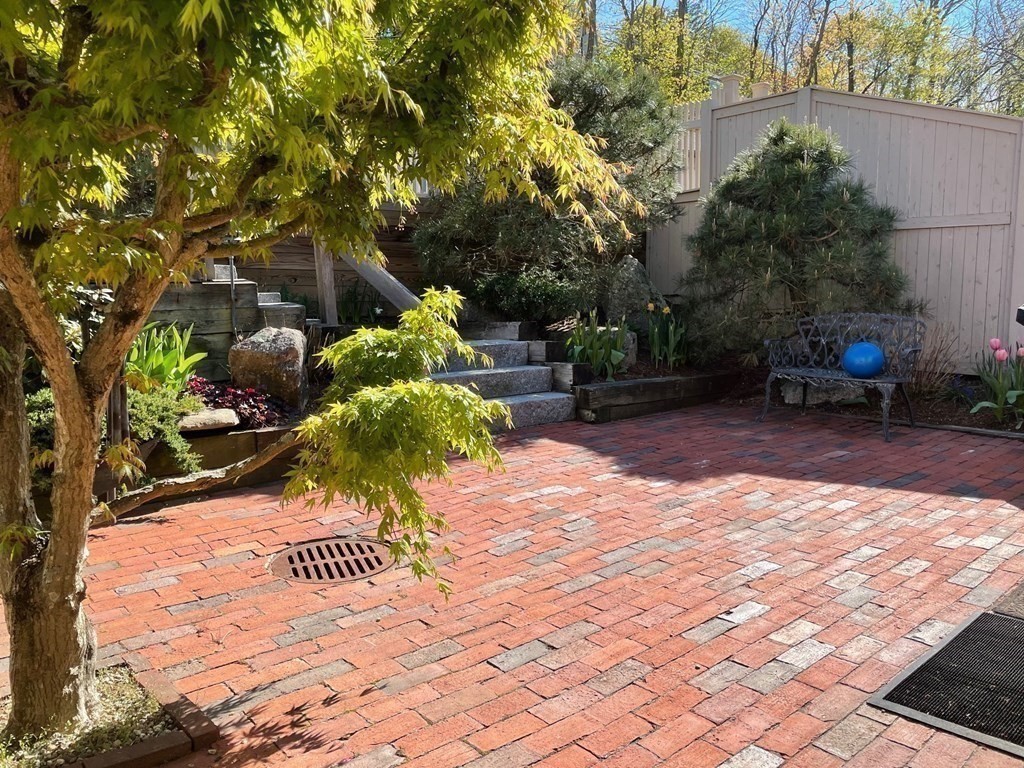 97 Algonquin Road, Unit 97 Newton, MA 02467 - Photo 29 of 36
