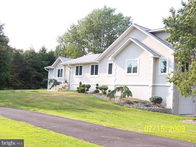 2732 Bayside Beach Road Pasadena, MD 21122 - Photo 1 of 1 Exterior (Main)
