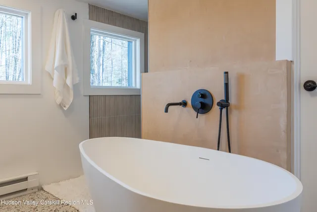 $689,000 | 18 Country Club Lane, Woodstock, NY 12498