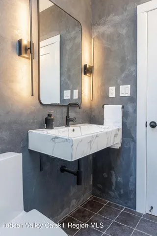 $689,000 | 18 Country Club Lane, Woodstock, NY 12498