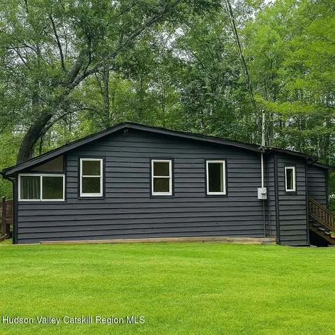 $689,000 | 18 Country Club Lane, Woodstock, NY 12498