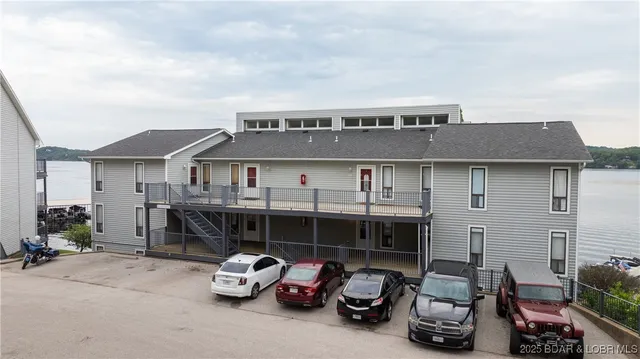 $255,000 | 109 Woodcrest Drive, Unit 1C, Lake Ozark, MO 65049