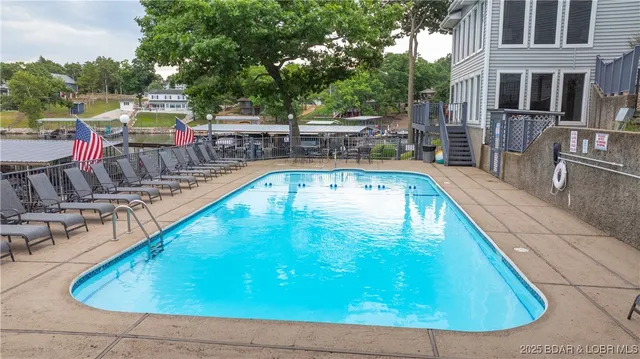 $260,000 | 109 Woodcrest Drive, Unit 1C, Lake Ozark, MO 65049