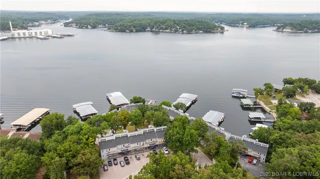 $255,000 | 109 Woodcrest Drive, Unit 1C, Lake Ozark, MO 65049