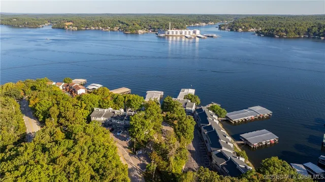 $255,000 | 109 Woodcrest Drive, Unit 1C, Lake Ozark, MO 65049