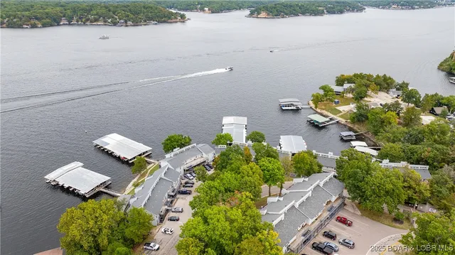 $255,000 | 109 Woodcrest Drive, Unit 1C, Lake Ozark, MO 65049