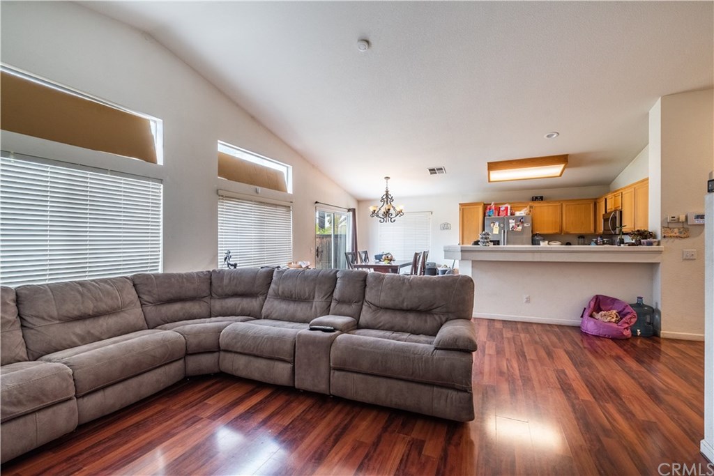 936 Regency Street Perris, CA 92571 - Photo 9 of 25