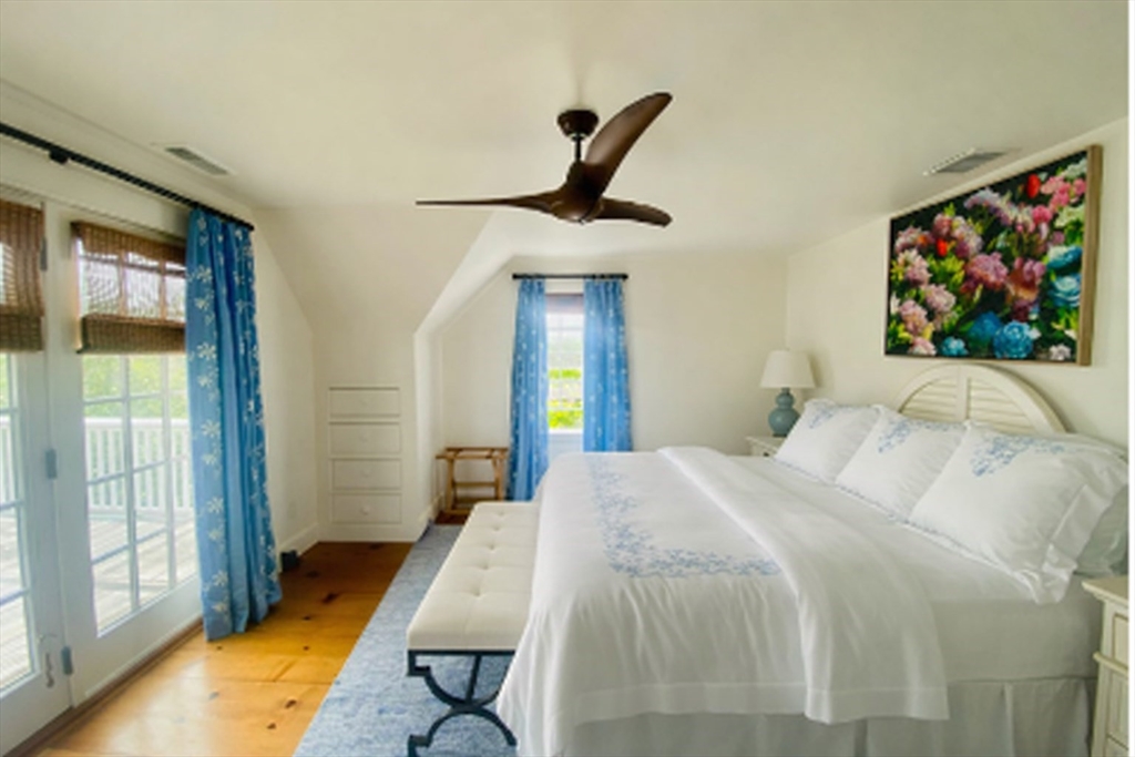 44 Main Street Nantucket, MA 02554 - Photo 11 of 32