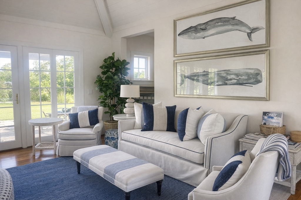 44 Main Street Nantucket, MA 02554 - Photo 25 of 27