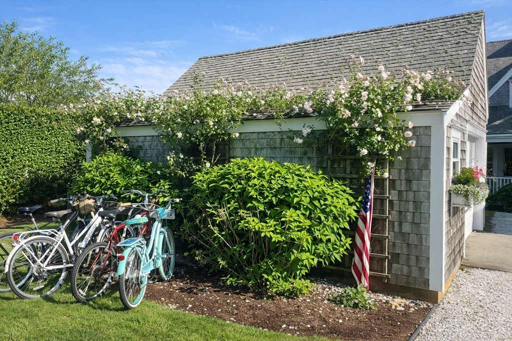 44 Main Street Nantucket, MA 02554 - Photo 28 of 32