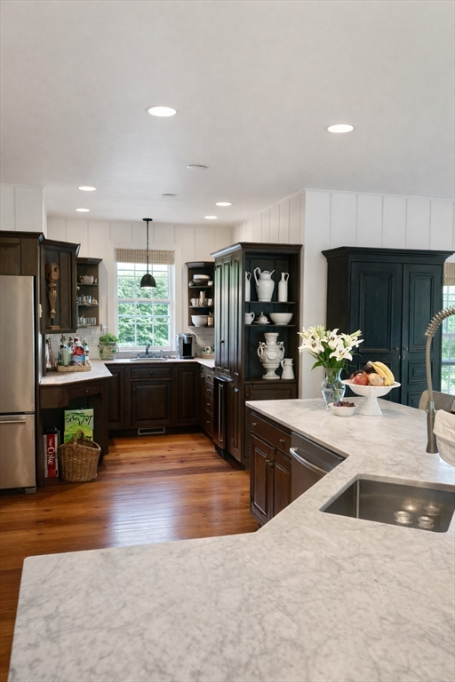 44 Main Street Nantucket, MA 02554 - Photo 3 of 32