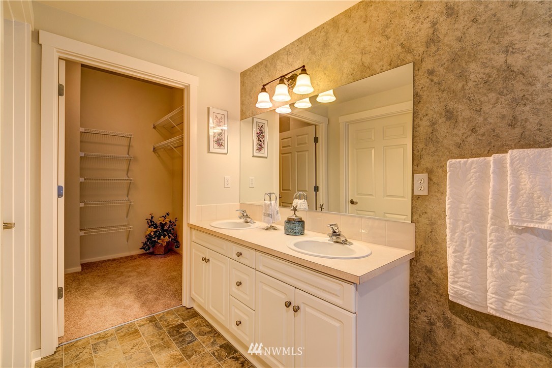 107 164th Street Southeast, Unit 3201 Bothell, WA 98012 - Photo 16 of 23 Gallery Image 16