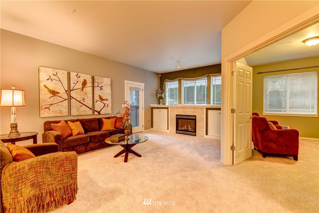 107 164th Street Southeast, Unit 3201 Bothell, WA 98012 - Photo 4 of 23 Gallery Image 4