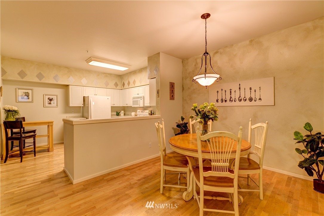 107 164th Street Southeast, Unit 3201 Bothell, WA 98012 - Photo 9 of 23 Gallery Image 9