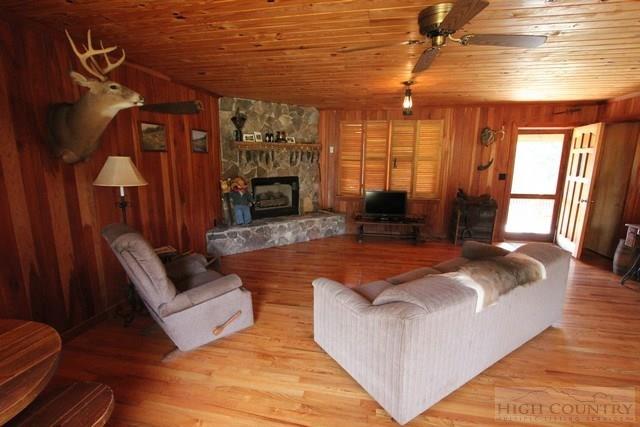 315 Dry Road Sugar Grove, VA 24375 - Photo 35 of 40 Gallery Image 35