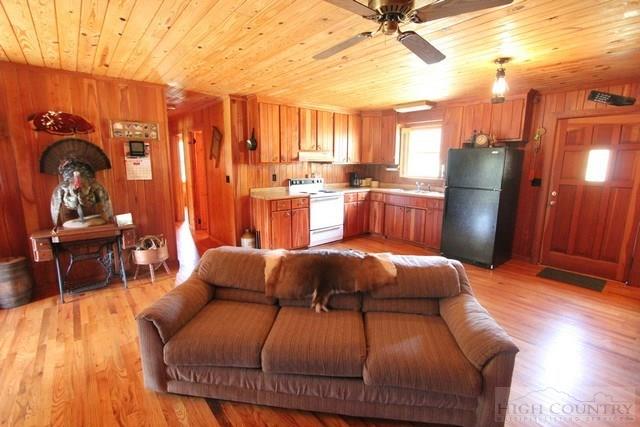315 Dry Road Sugar Grove, VA 24375 - Photo 36 of 40 Gallery Image 36