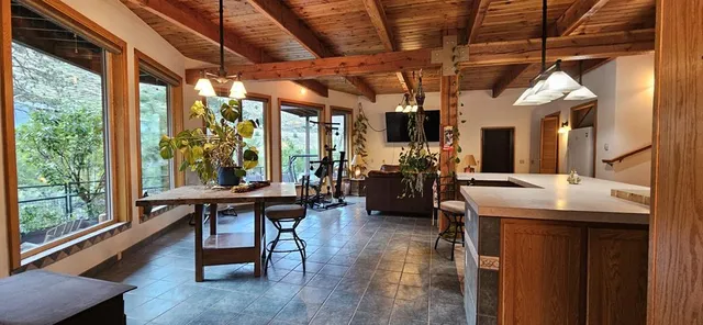 $1,200,000 | 1352 South Main Street, Riggins, ID 83549