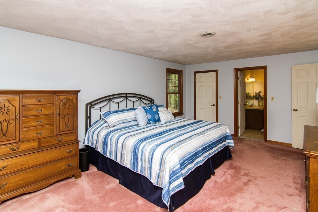 12 Ridge Road Walpole, MA 02081 - Photo 20 of 30 Gallery Image 20