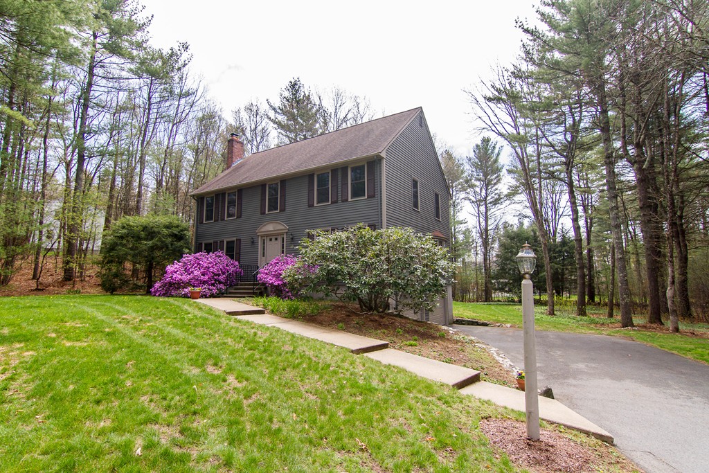 12 Ridge Road Walpole, MA 02081 - Photo 2 of 30 Gallery Image 2