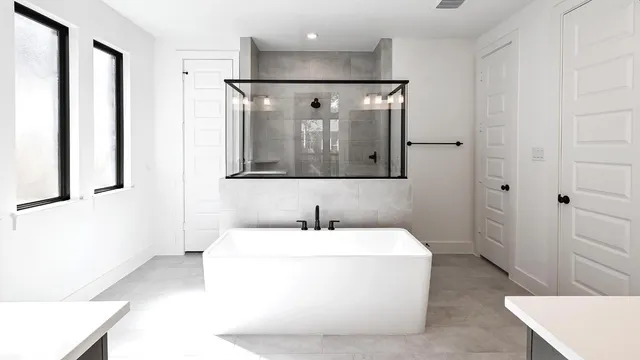 $724,000 | 111 Brewer Street, Kyle, TX 78640