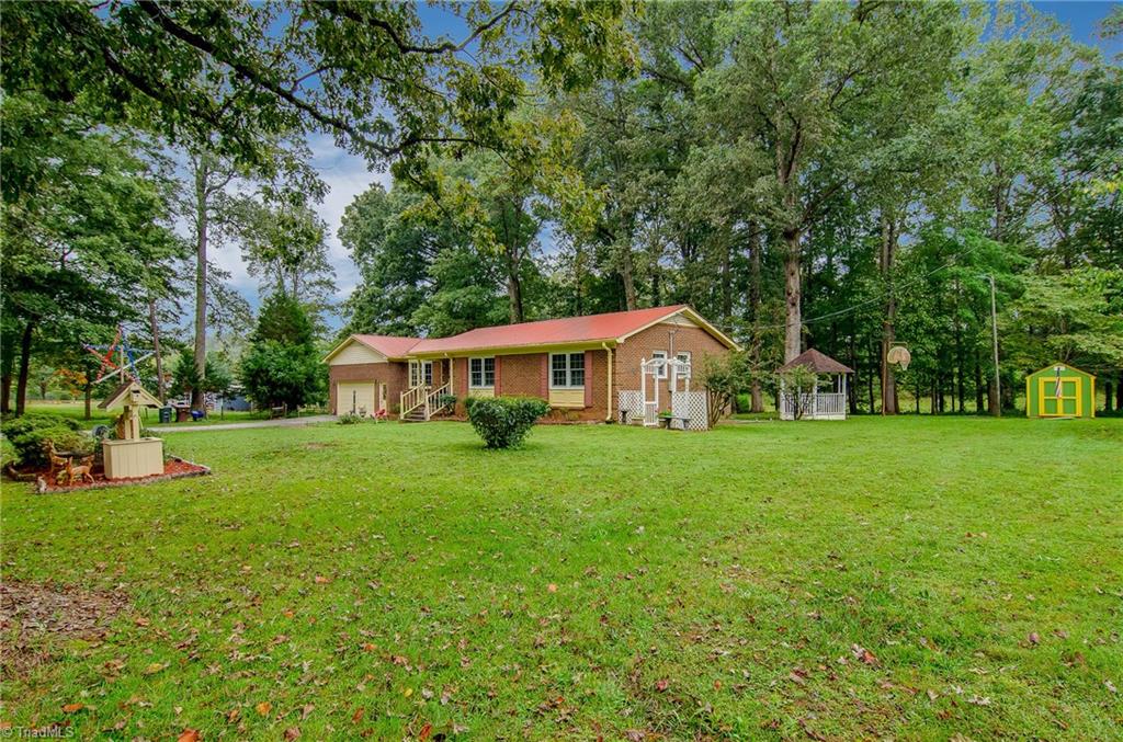 5837 Rudd Station Road Browns Summit, NC 27214 - Photo 3 of 30 Gallery Image 3