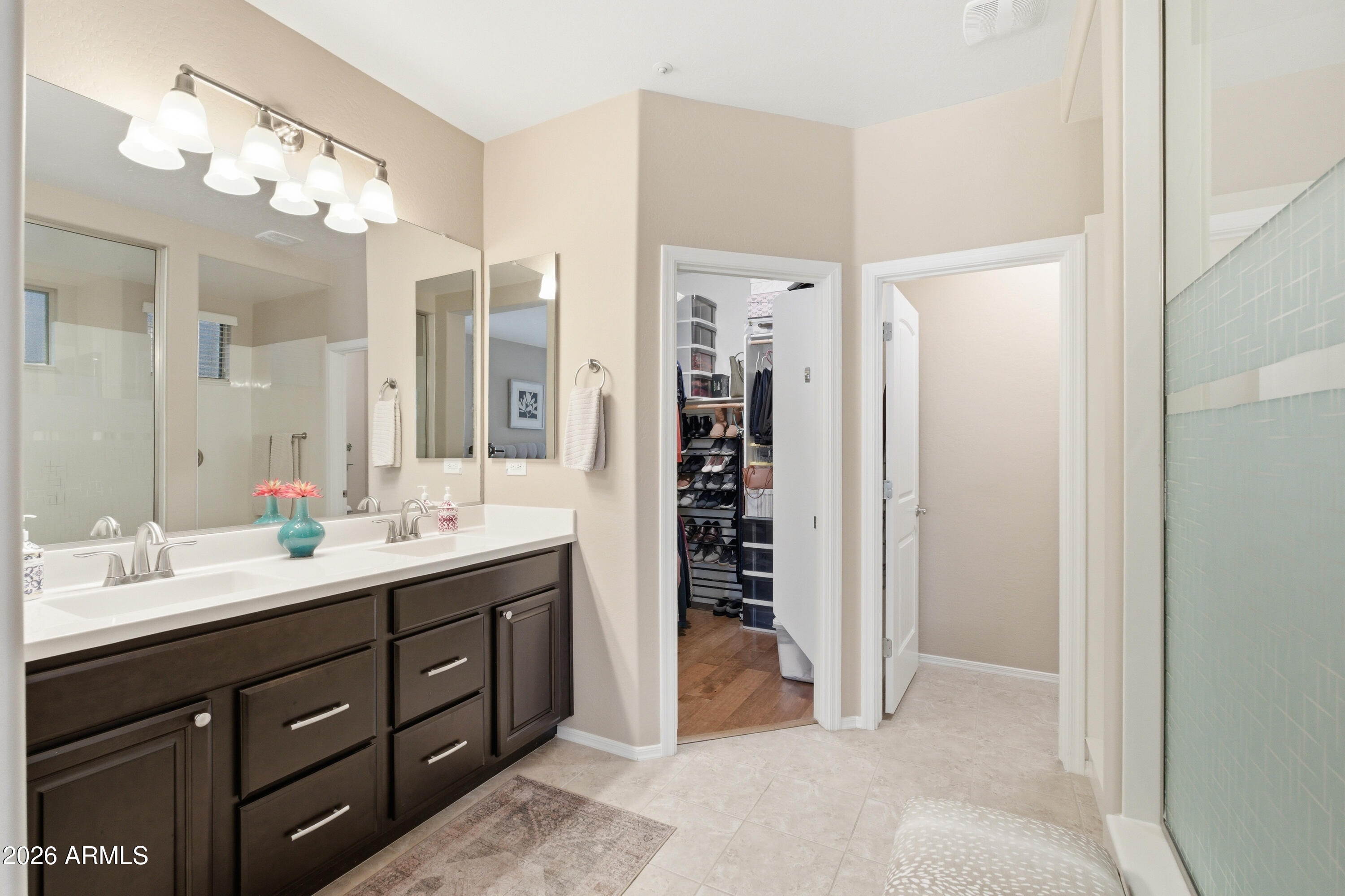 3642 East Ficus Way Gilbert, AZ 85298 - Photo 21 of 45 3a primary bathroom