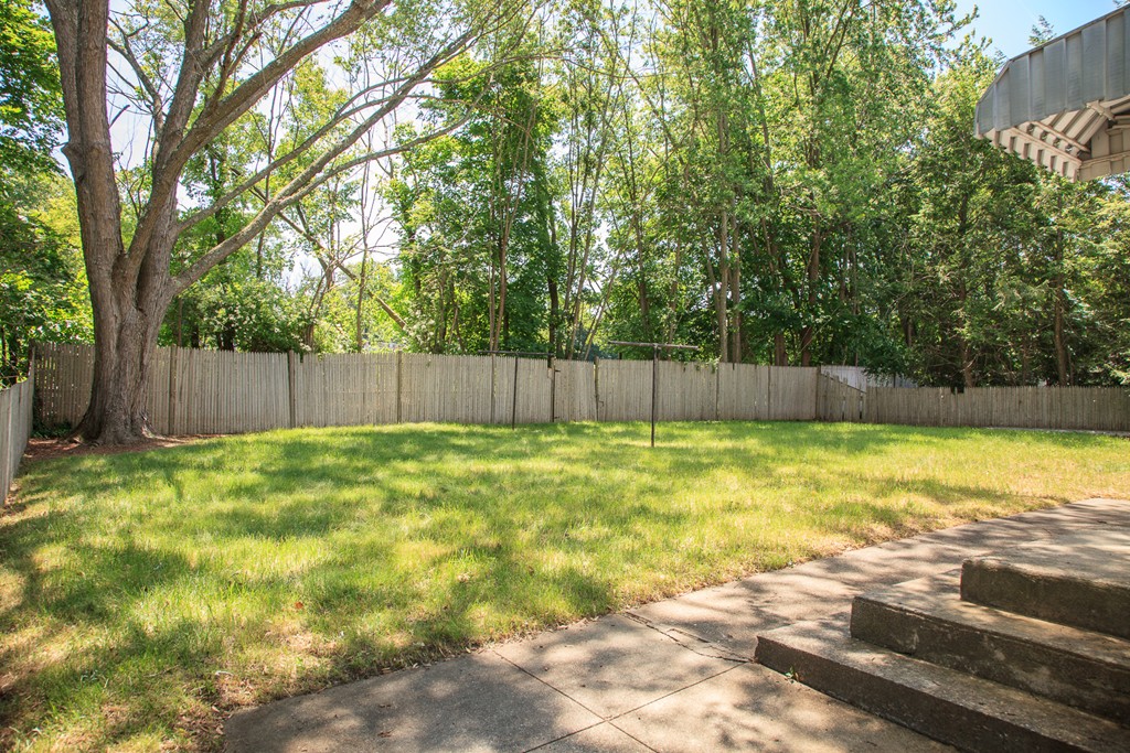 135 Longfellow Road Waltham, MA 02453 - Photo 3 of 17 Gallery Image 3