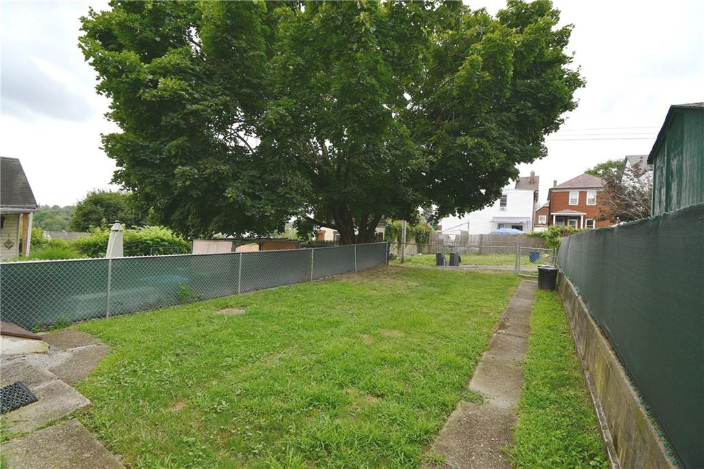 126 Rinne Street Pittsburgh, PA 15210 - Photo 21 of 24 a view of a park