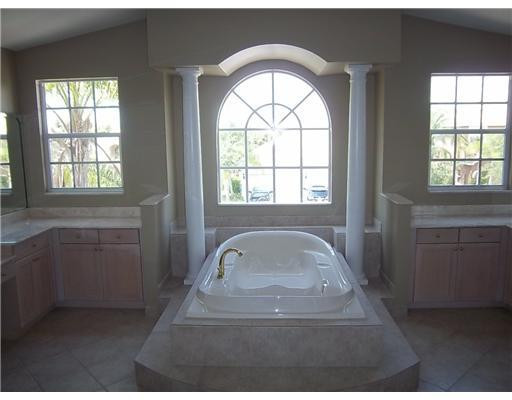 11756 Bayou Lane Boca Raton, FL 33498 - Photo 2 of 6 Exterior Front