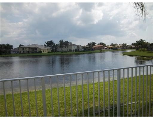 11756 Bayou Lane Boca Raton, FL 33498 - Photo 4 of 6 Exterior Front