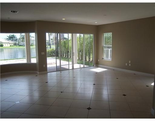 11756 Bayou Lane Boca Raton, FL 33498 - Photo 5 of 6 Exterior Front