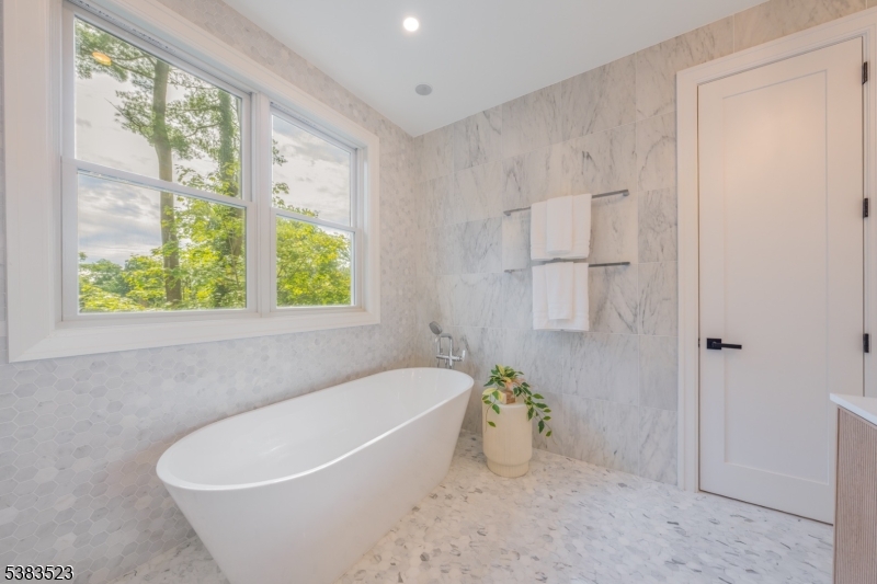 12 Coniston Road Short Hills, NJ 07078 - Photo 33 of 48