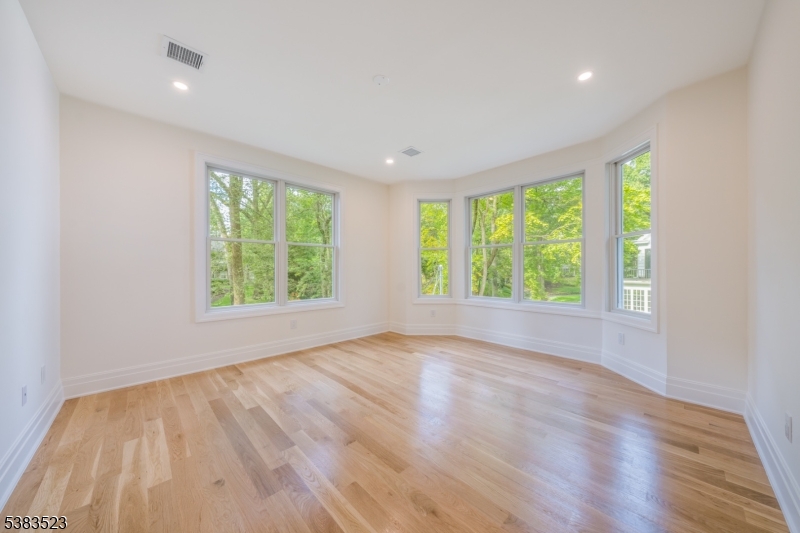 12 Coniston Road Short Hills, NJ 07078 - Photo 37 of 48