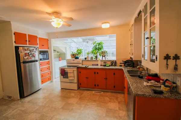 $3,050 | 1709 Mulmar Street, Charleston, SC 29407